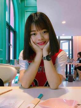 说明: 生活照(刘雅新)