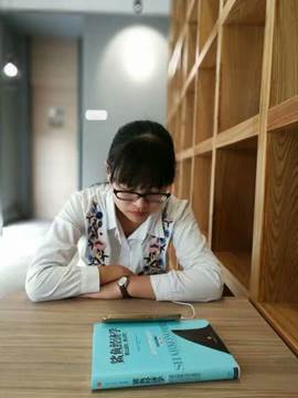 说明: 生活照(史晓彤)